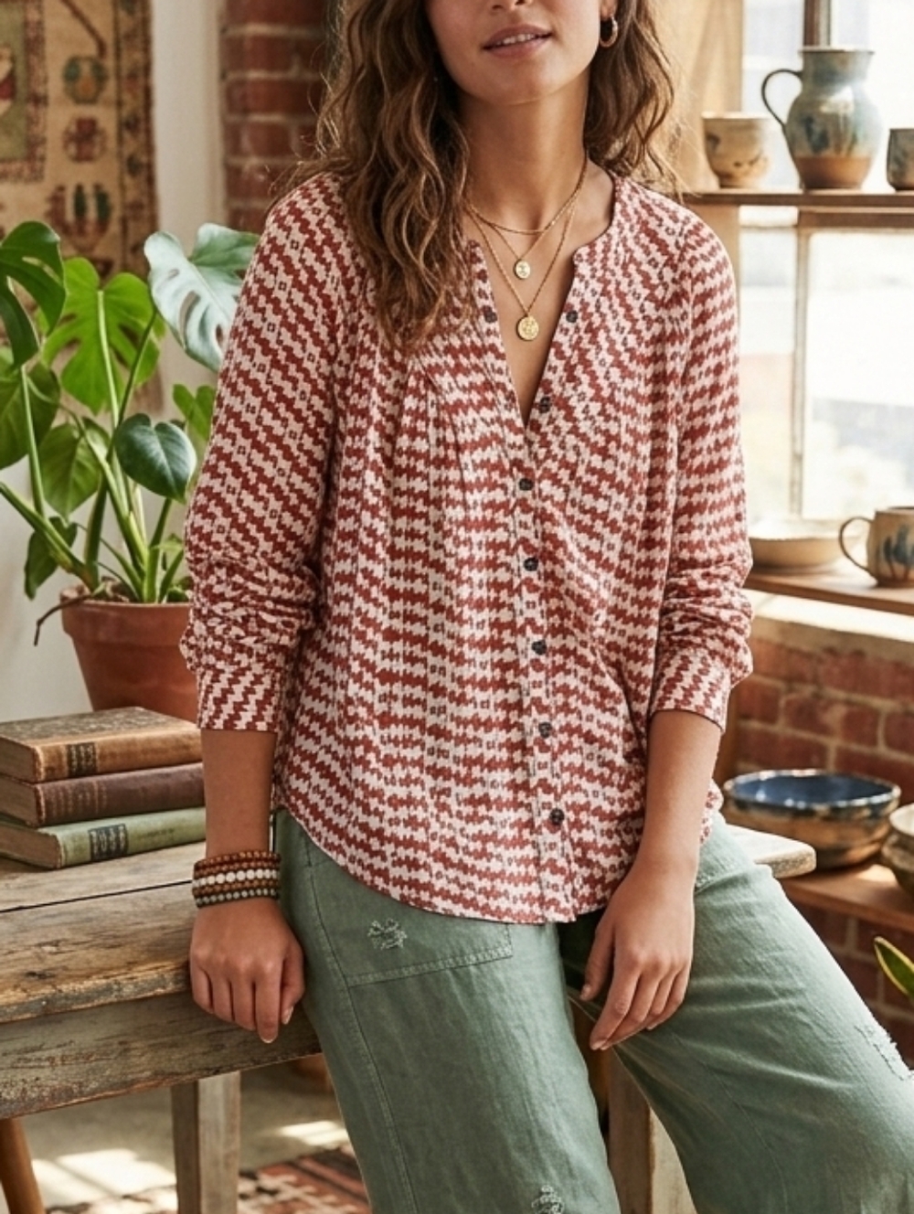 MAEVE by ANTHROPOLOGIE button-down blouse, red/white geometric, size XS